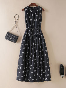 Elegant Summer Sleeveless Polka Dot Waist-Cinching Hepburn Style Pleated Cotton Long Dress High Waist A-Line Skirt OL Style