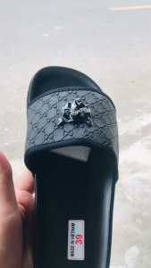 Dép quai ngang nam bản đẹp không thấm nước đế chống trơn trượt