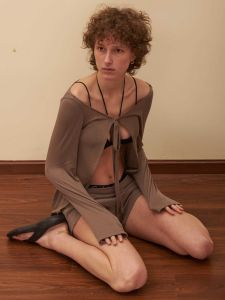 Áo Len Cardigan Dài Tay Thường Ngày Mùa Hè Áo Khoác Ngoài Chống Nắng Áo Khoác Ngoài Lót Lông Cừu Màu Nâu K-Style Áo Khoác Ngoài