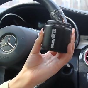 Car Aromatherapy Menghilangkan bau aneh di dalam mobil menyegarkan udara di dalam Auto Air Purifier