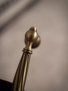 Solid Antique Brass Handles Spiral Ribbed Drawer Handle Bedroom Wardrobes Cabinet Handle Kitchen Cabinet Door Handle Antique Single Hole Cabinet Knob