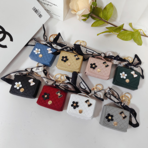 Korean Style New Fashion Niche Diamond Lady Style Mini Bag Pendant Keychain Coin Purse Earphone Bag Pendant Ladies Jewelry Gift