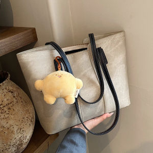 Fashionable Large Capacity Tote Bag Womens Commuter Shoulder Bag Retro Style Casual Handbag Soft PU Leather Zipper Closure