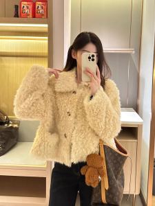 Winter New Short Lamb Fur Jacket Womens Eco-friendly Integrated Leather Fur Outerwear Compact Size High-End Sensation