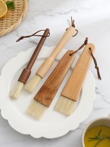Natural Brown Hair Brush Kitchen Baking Tool Egg Liquid Coffee Cleaning Brush Wood Handle Barbecue Brush for Home Use