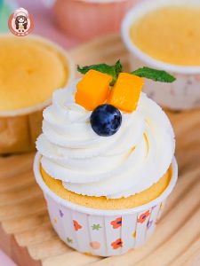 SUGA พร้อมส่ง ถ้วยคัพเค้ก 50ชิ้น/1แพ็ค มีให้เลือกหลายแบบ ถ้วยกระดาษอบขนม แบบเคลือบ เข้าเตาได้ ไม่ต้องรองพิมพ์ SUR248