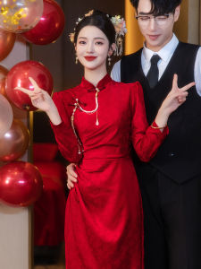 Red Long Sleeve Wedding Dress New Chinese Style Qipao Bridesmaid Dress for Engagement Dinner Party Wedding Return Home Outfit