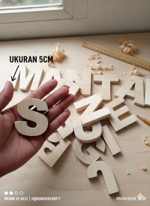 huruf angka dari kayu ukuran 5cm