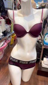 Bộ đồ lót Vicky Slyvia cao cấp cso gọng mút vừa khoét ngực sâu 3/4 quả quần nguyên mông