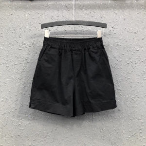 V.C.I | Elastic Waist White Shorts Slimming and Covering Hips