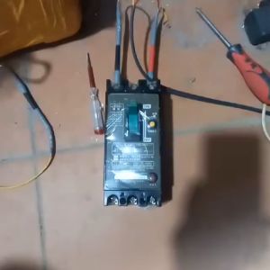 Aptomat chống giật 60A.150A dòng rò 30mA 220v -cb chống giật -attomatcầu dao tự động chống rònhật bãi