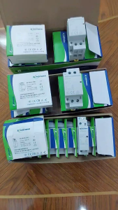 Khởi động từ contactor 25A/2P/220V BOMGI BCH8-25