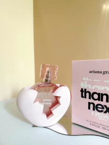 Nước hoa nữ Ariana Grande Thank U Next EDP chai 100ml