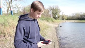 LUCKY FF1108 - Portable Fish Finder Location Fishing Gear Depth 100M Echo Sounder Fishing Tackle