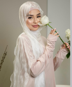 Middle East Summer Elegant Ramadan Eid Wedding Hijab Muslim Women Satin Crinkle Chiffon Voile Shawl Hijab Scarf