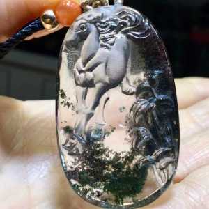 Pure natural green ghost treasure basin thousand-horse zodiac horse pendant 🍃 The crystal is transparent the carving is exquisite and lifelike. Layers of ghosts are created to bring prosperity and wealth. It is mainly for good fortune and income.