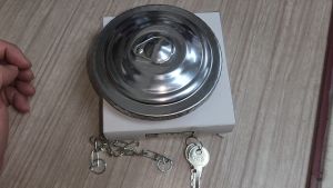 FUEL TANK CAP WITH KEY ISUZU FUSO NISSAN UD  TW142 CD45 CD48 GE13 SUPER GREAT MADE IN TAIWAN LORRY TRUCK