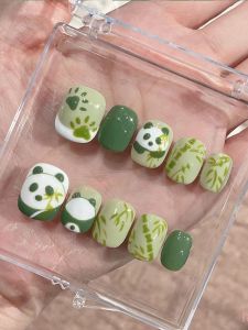Handmade Short Panda Design Detachable Nail Art Stickers White Cartoon Drawing High End Sensation Wearable Nails Beauty Tools