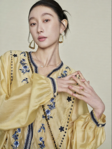 SUSHE | Romantic French Style Tencel Embroidered V-neck Shirt