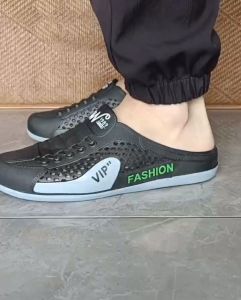 รองเท้าแตะตาข่ายผู้ชายรองเท้ากลางแจ้งพื้นรองเท้านุ่มเหยียบเดียวไม่มีส้นแฟชั่นฤดูร้อน