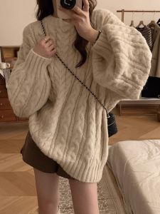 เสื้อสเวตเตอร์ถักผู้หญิงนุ่มพร้อมคอกลมต่ําสไตล์ขี้เกียจหลวมพอดีขนาดใหญ่ฤดูใบไม้ร่วงฤดูหนาวเทรนด์แฟชั่นเวอร์ชั่นเกาหลี