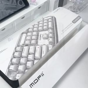 Bàn Phím Màng MOFii CrystalArc Tri-Mode Có Thể Sạc Lại Kích Thước Đầy Đủ Màu Trắng Trong Suốt Bố Cục QWERTY Chuẩn Mỹ Không Hỗ Trợ Thay Nóng Dùng Cho Máy Tính Để Bàn Laptop Máy Tính Bảng