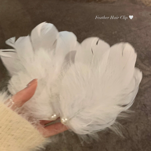 Black Angel Feathered Wing Set Halloween Party Costume Prop Womens Back Strap Style Angel Wings without Glowing Function