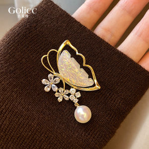 Gold Hollow Shell Butterfly Pearl Suit Lapel Pins Womens High-End Lightweight Luxury Brooches Clothes Decoration Accessories