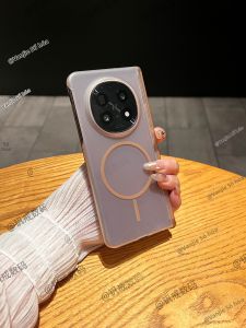 Ultra-thin Magnetic Attraction Phone Case Semi-transparent Frosted Protective Cover for Find N6/N5 Foldable Screen