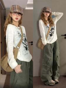 American Retro Graffiti Knitting Long Sleeves T-Shirt Female Early Autumn Idle Style Niche Style Slim Looking Cut Out Thin Blouse Tops