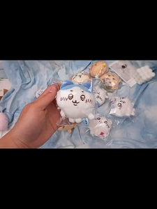 พร้อมส่งค่ะจี้กระเป๋าตุ๊กตา KAREN ตุ๊กตา Usaki Chiikawa ขนาด 10 ซม. ของขวัญ Chikawa Xiaobaji จี้อนิเมะแปดน้อย