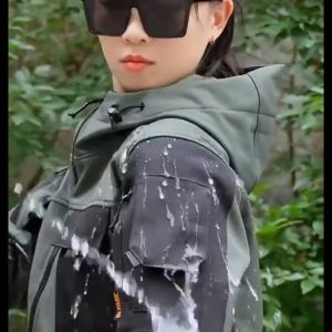 Waterproof Tactical Jackets Men Military Multi-pocket Hooded Jackets Fleece Warm Set