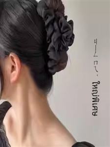 Large Size Fabric Hair Clip Womens Fashion Pleated Hair Accessories Shark Clamp Hair Card Fresh Outburst Style Hair Decorations