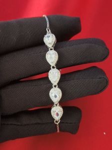 Diamcity (Free Gra Certificate) Gelang Moissanite Perempuan 1 Karat Dapat Disesuaikan Tipe Pull-Out