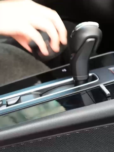 Car vacuum adsorption mobile phone bracket car mobile phone holder magnetic navigation mobile phone holder universal multi-function mobile phone holder