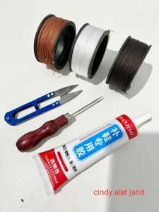 Paket Sol Sepatu isi 6 - 3 Benang + Jarum Sol + Gunting FREE LEM