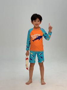 Đồ Bơi Bé Trai Dài Tay Habi Fashion HB2408 Tặng Kèm Mũ Bộ Bơi Bé Trai Họa Tiết Cá Mập Cam Chất Liệu Co Giãn Cho Bé Từ 9-35kg