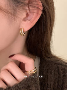 Suzyacc Kr Luxury Dual C Shell Diamond Pattern Women's Earrings: An Elegant & Trendy Choice