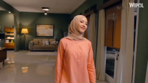 Wipol Karbol Refill 750ml Cemara | Pembersih Lantai Disinfektan Pembunuh Kuman Wangi Segar Tahan Lama