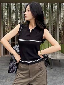 เสื้อกั๊กไหมน้ำแข็งคอโปโลสีดำสำหรับผู้หญิง ฤดูร้อน 2025 เสื้อถักบางลายทาง เสื้อผ้าทำงานคอตตอนผสมโพลีเอสเตอร์