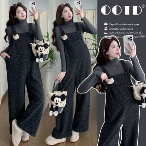 Pregnancy Outfit Velvet Dungarees With Detachable Cat and Leopard Print Knitted Top