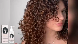 Curl Defining Cream เจลจัดแต่งลอนผม ให้ลอนเด้งยืดหยุ่น ชุ่มชื้นเป็นธรรมชาติ ไม่หยาบฟู พร้อมเงาสวย 50ml