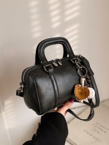 Retro Minimalist Womens Crossbody Bag Boston Style Commuter Shoulder Bag Soft PU Leather Fashion Trend Small Size