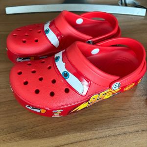 New Disney Mcqueens Pix Cartoon Solid Water Proof Dwaterproof Slippers Hole Outdoor Sandals Casual Sandals Breathable Eva