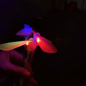 Đồ chơi phát sáng nhiều loại/ phi tiêu chong chóng led phát sáng