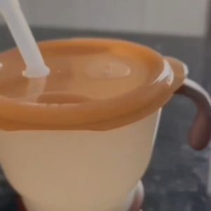 Richell Aqulea Cup de Straw Training Mug for Babies (6MOS and Up) 190ML / Spill Proof Lightweight BPA Free Easy to Use and Washable