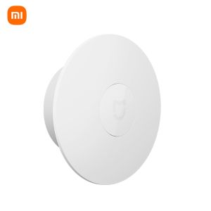 Xiaomi ไฟกลางคืน Night Light 3 ไฟเซ็นเซอร์ ปรับได้สองระดับ รองรับการชาร์จ type-c