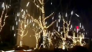 Solar Meteor Shower Rain Lights LED Outdoor Waterproof Icicle Fairy String Lights for Home Garden Decoration