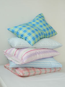 LIUYUEYUBAI | Cotton Plaid Minimal Nordic Pillowcase 50 Count