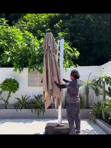2.5M/2.1M Patio Garden Umbrella Outdoor Market Table Square Umbrella with Wrench For Garden